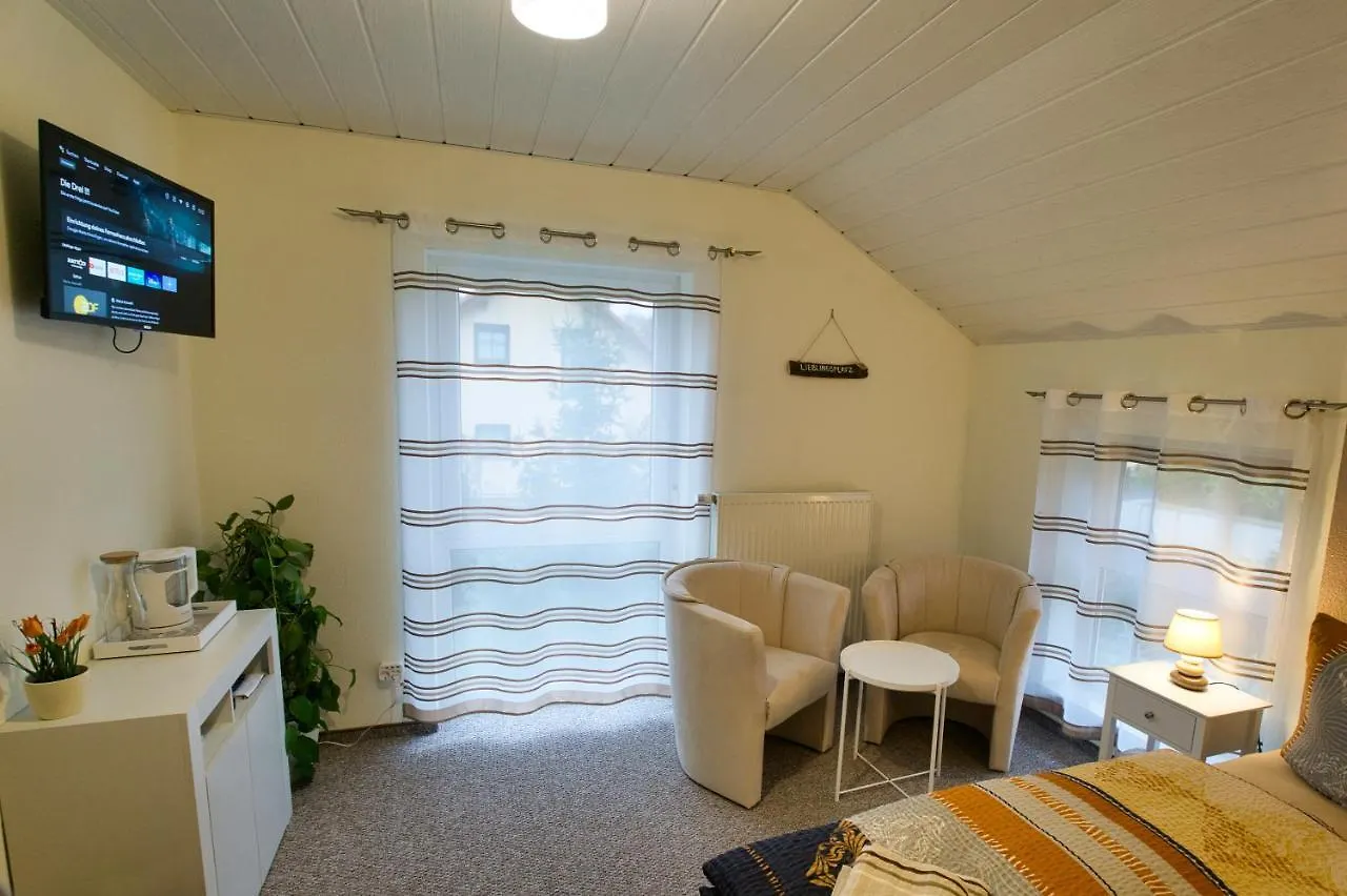 Mycozyplace - Zwei Gemuetliche Zimmer Fuer Vier Dresden Homestay